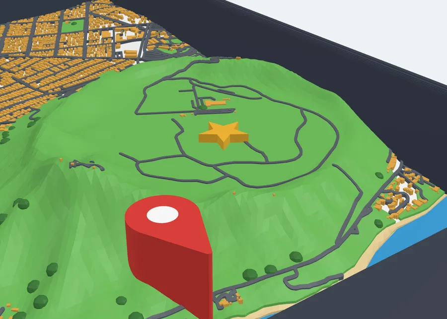 A red map pin at the Diamond Head lighthouse and a yellow star on the crater