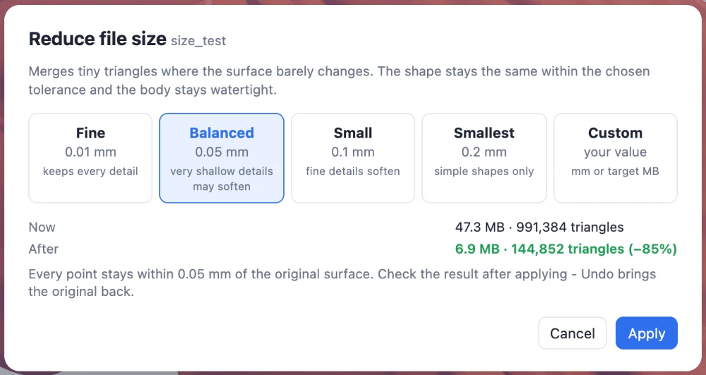 The Reduce file size dialog: Fine, Balanced, Small, Smallest and Custom; now 47.3 MB with 991,384 triangles, after 6.9 MB with 144,852 triangles (−85 %)