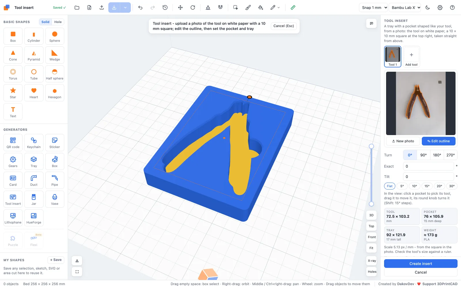 The 3DPrintCAD app with a tray with a pocket shaped like pliers and the tool insert panel on the right